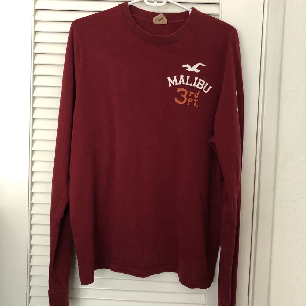 Hollister maroon graphic t-shirt long sleeve